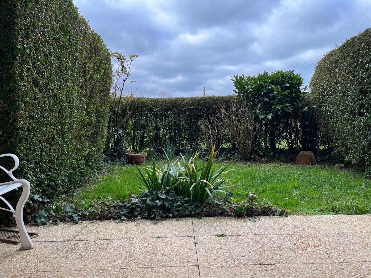 Studio En Rez De Jardin -"Le Petit Nid" A Trouville Trouville-sur-Mer Exterior foto